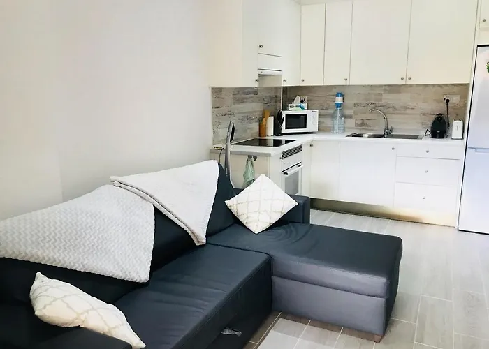 San Marino 2 * Los Cristianos (Tenerife)